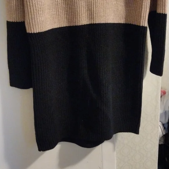 Tommy Hilfiger Sweater Dress Color block NWOT - Picture 6 of 7